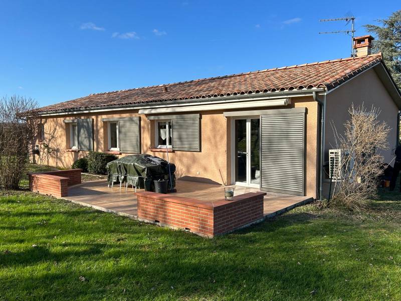 Volets coulissants persiennes à lames orientables installation sur-mesure à Vacquiers (31340) Toulouse