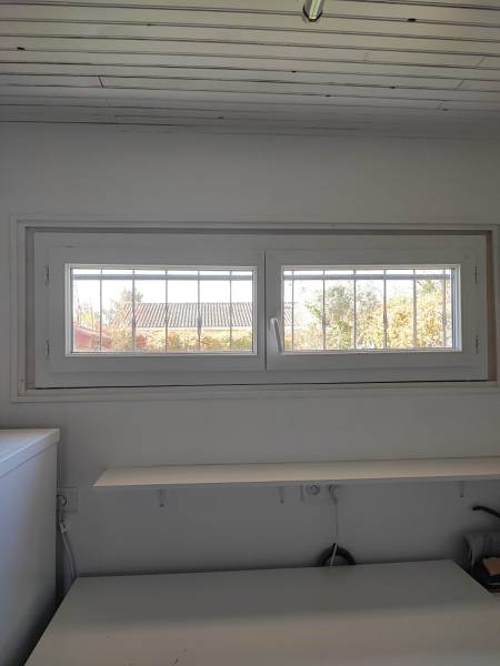 Dépose en rénovation et pose de fenêtres PREFAL blanc à Bruguières