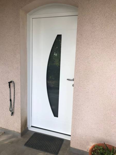 Installation d'une porte d'entrée  à Gratentour (31150) Toulouse