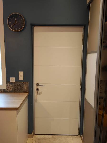 INSTALLATION D'UNE PORTE D'ENTREE EN ALUMINIUM EURADIF MODELE LILAS SUR TOULOUSE