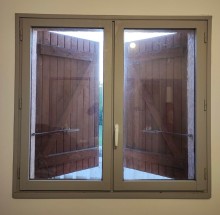 Notre zone d'activité pour ce service Pose et remplacement de fenêtres oscillo-battantes en bois aluminium avec triple vitrage pour isolation acoustique optimale